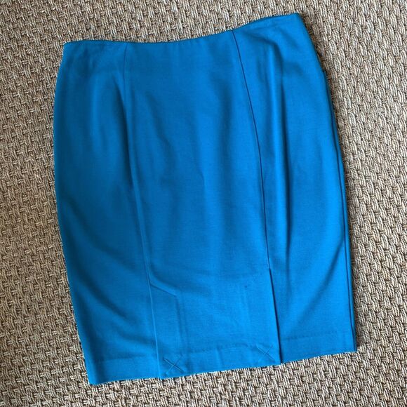 CAbi Bright Teal Segourney Pencil Skirt w/ Pockets Size 4 EUC - Picture 3 of 5